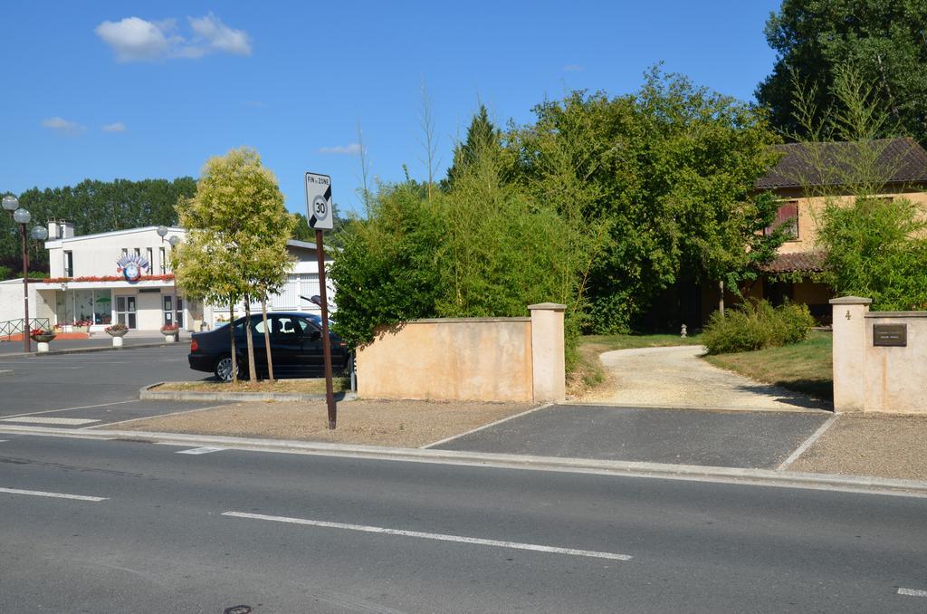Weckerlin Villa Sarliac-sur-l'Isle Exterior foto