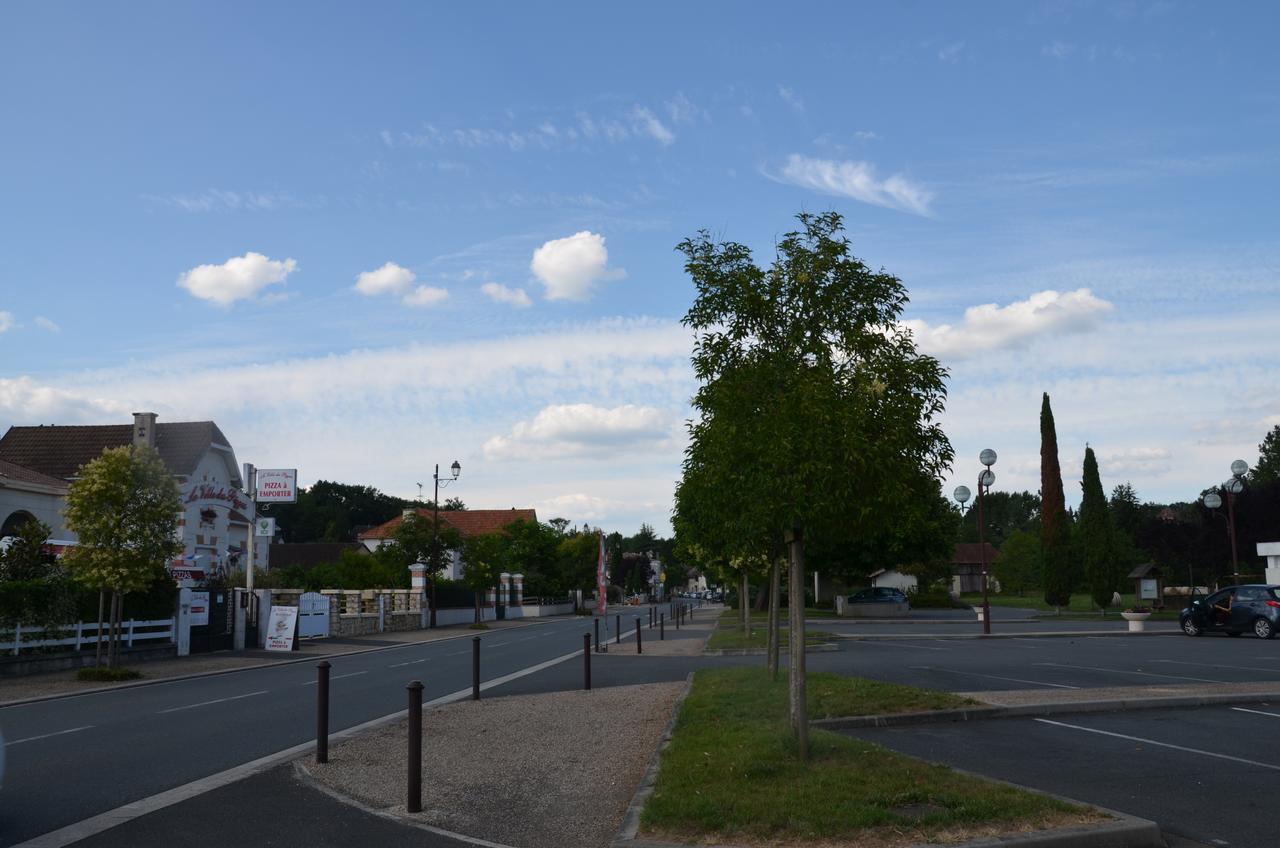 Weckerlin Villa Sarliac-sur-l'Isle Exterior foto